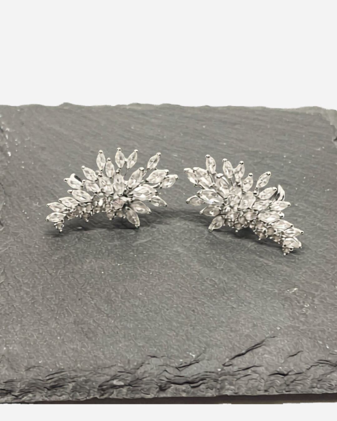 Fioritura di luce - NobleHeritageCharms
