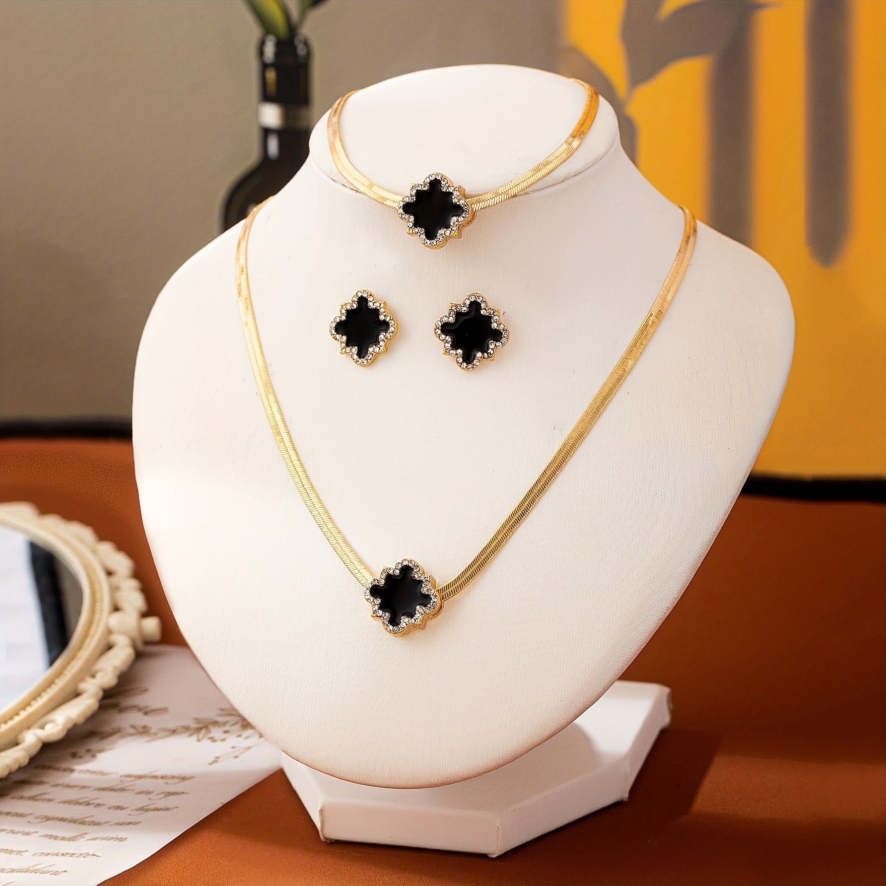 Eclissi d'Oro Set - NobleHeritageCharms